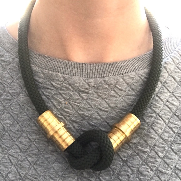 Olive green rope necklace - Multiple ways to wear - Picture 8 of 14